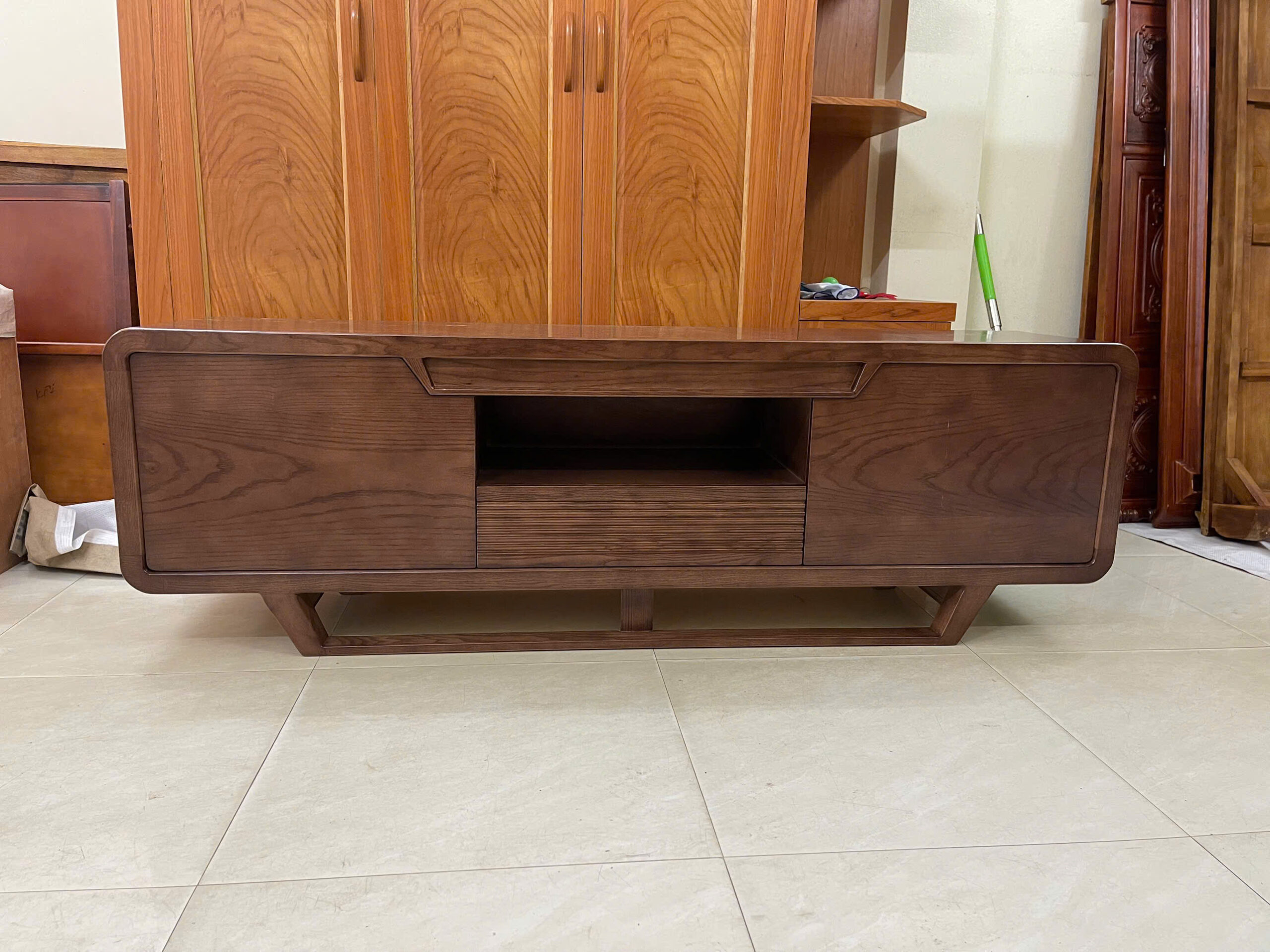 KỆ TI VI HIỆN ĐẠI PHÒNG KHÁCH GỖ SỒI KTV70