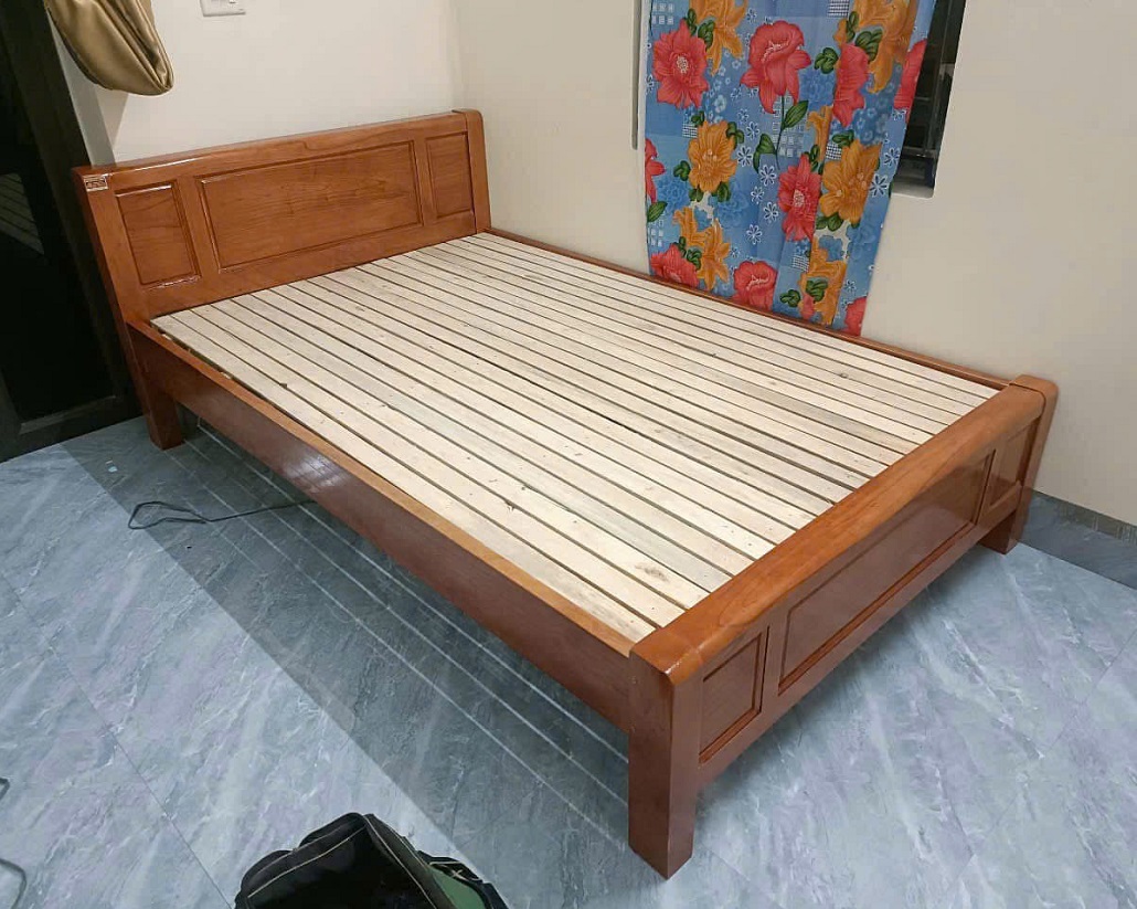 Giường Ngủ 1m2 Gỗ Xoan Giá Rẻ GN106